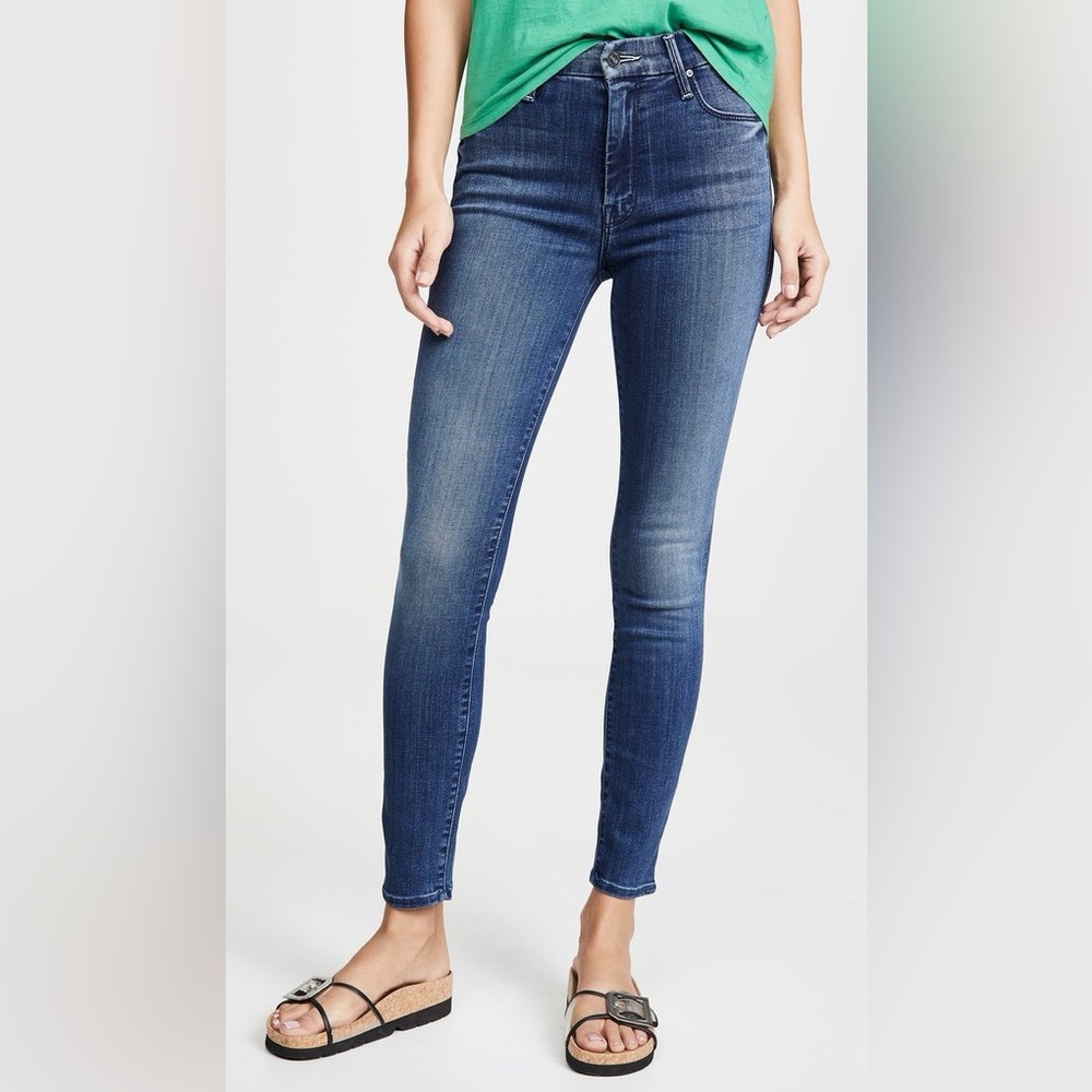 Mother High-Waisted Looker Ankle Jean